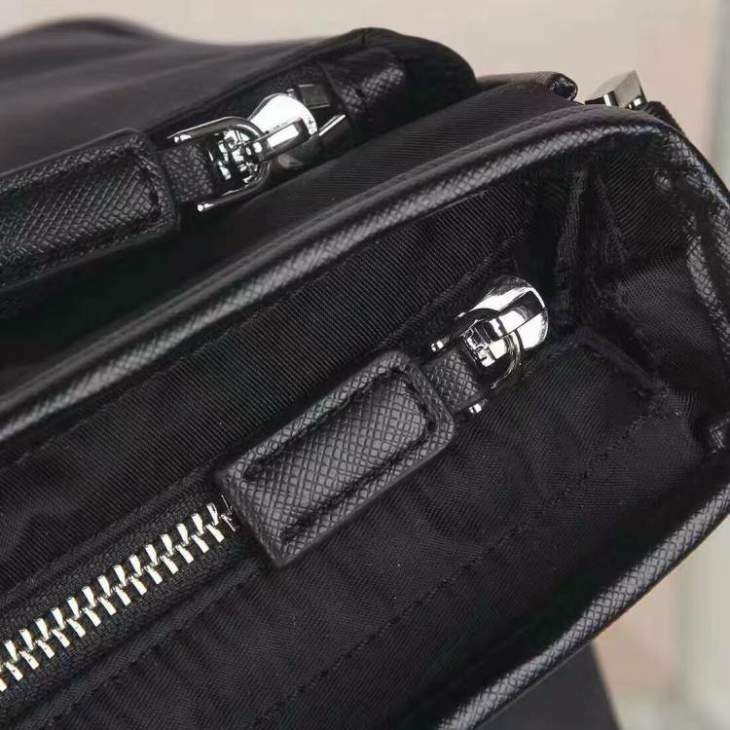 Picture of Prada Mens Bags _SKUfw167297409fw